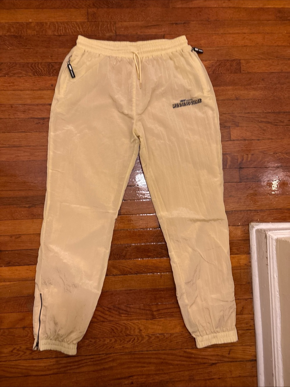 Men’s HBO Winning Time show series merch windbreaker Track Pants size XXL
